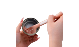 Pitkävartinen silikonilusikka kissan ruoalle – märkäruokien annostelija